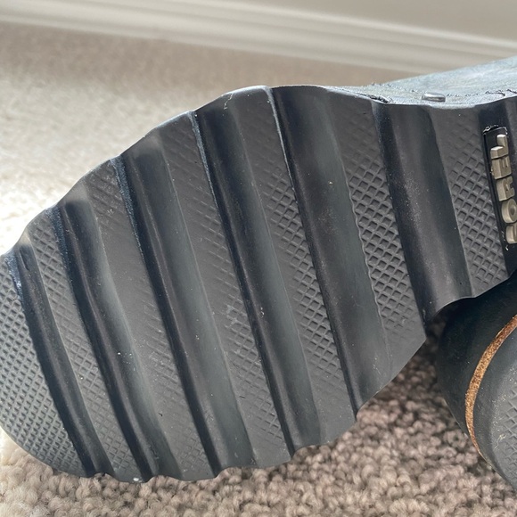 Sorel Women's Black Wedge Boots | Sz 7 - Picture 8 of 13